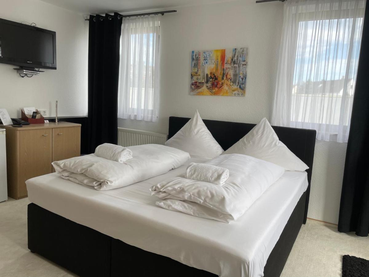 Haus Sonnenschein Ξενοδοχείο Monheim am Rhein Εξωτερικό φωτογραφία