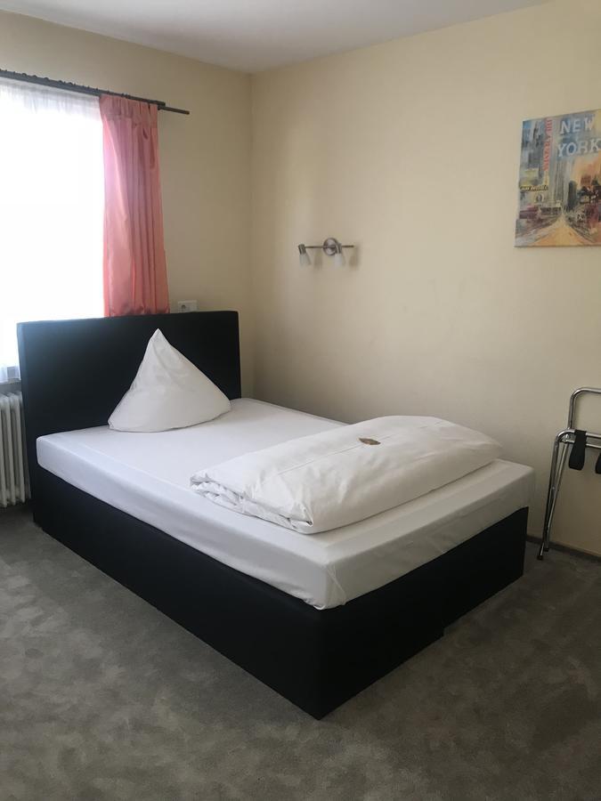 Haus Sonnenschein Ξενοδοχείο Monheim am Rhein Εξωτερικό φωτογραφία